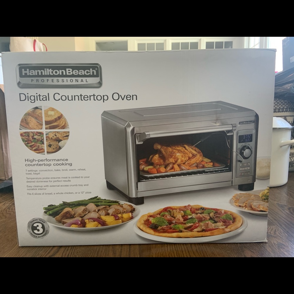 Digital Countertop Oven- NEVER BEEN USED OR OPENED